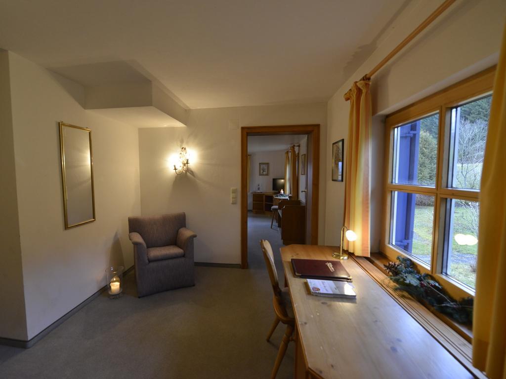 Landhaus Kennerknecht Kur Und Ferien Hotel Oberstaufen Room photo