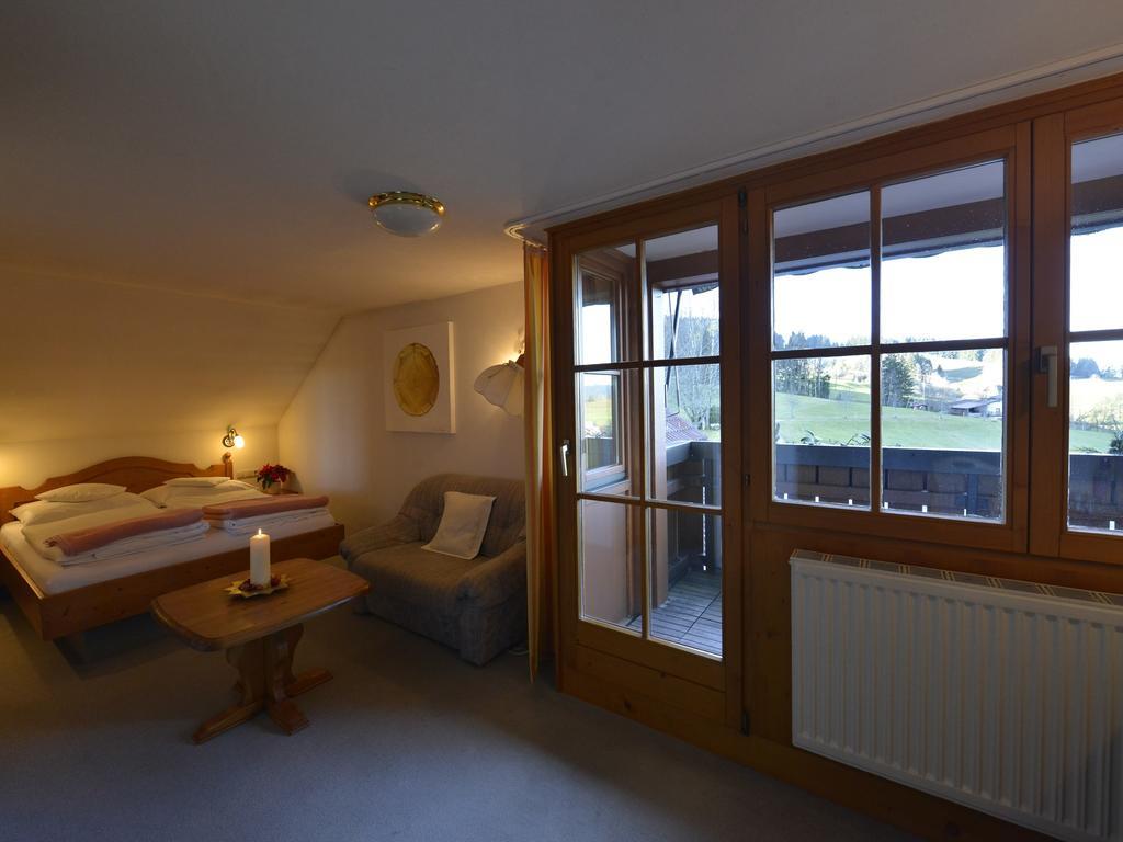 Landhaus Kennerknecht Kur Und Ferien Hotel Oberstaufen Room photo